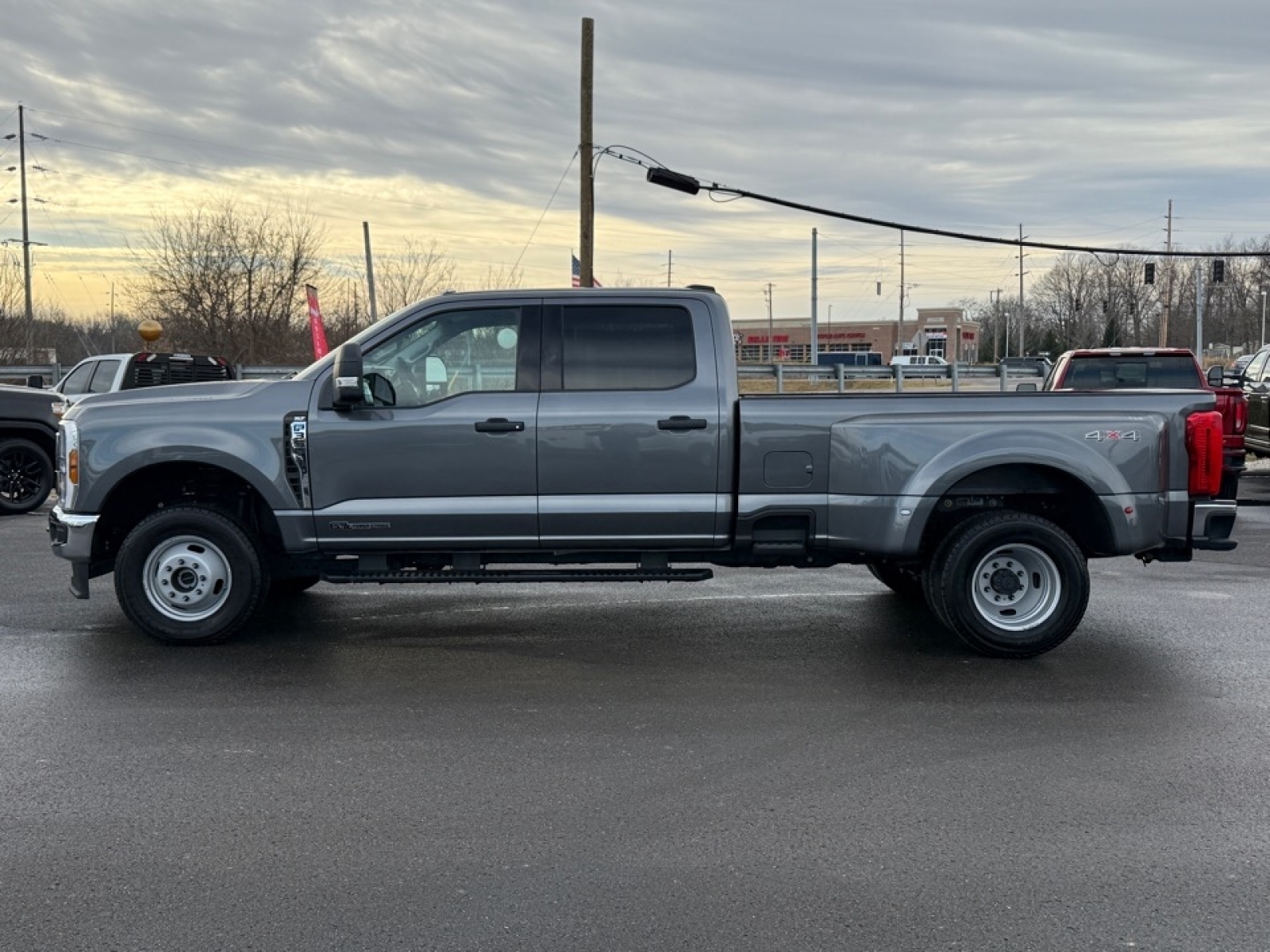 2025 Ford F-350 XLT, 39381, Photo