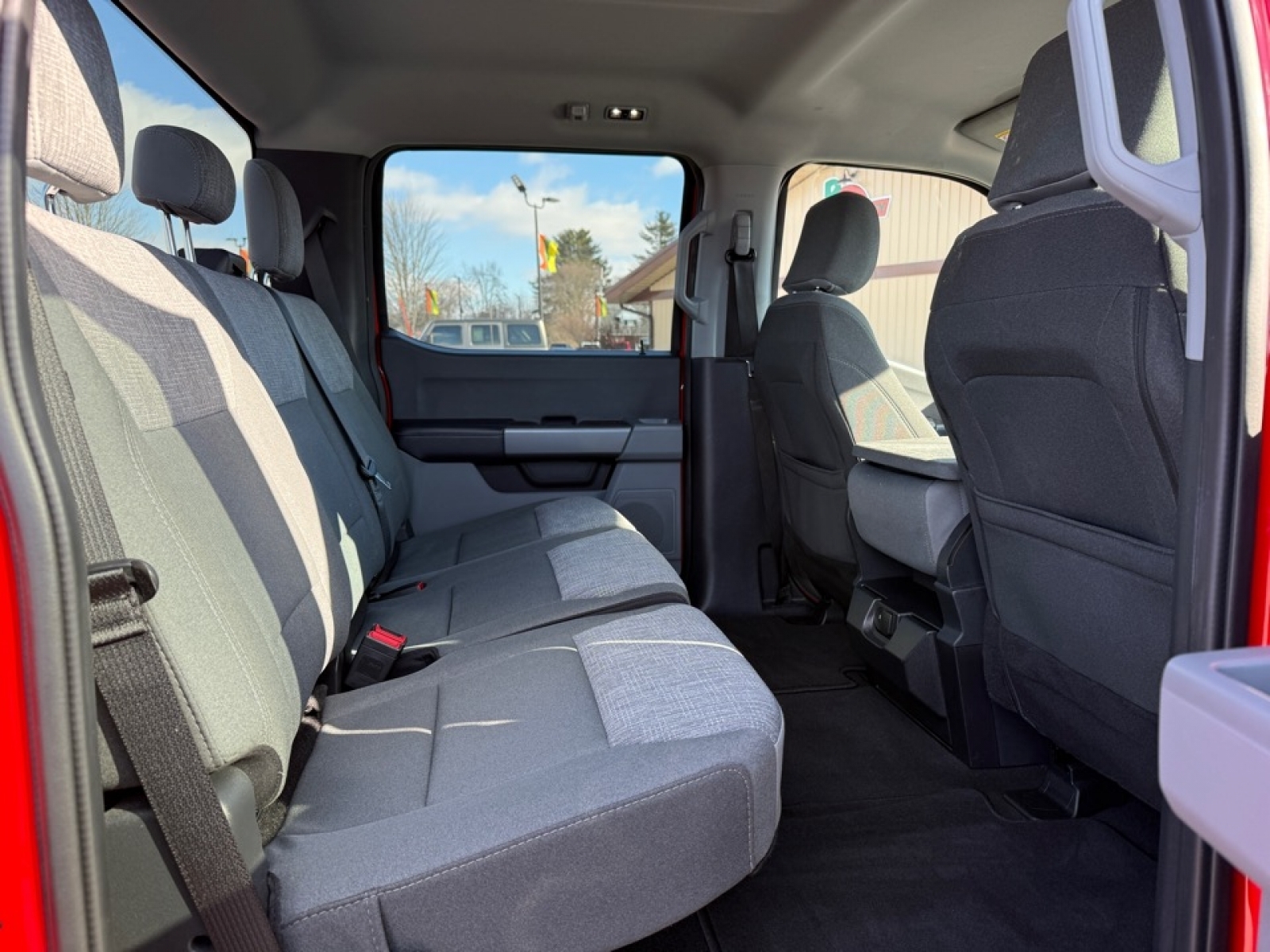 2025 Ford F-350 XLT, 39507, Photo