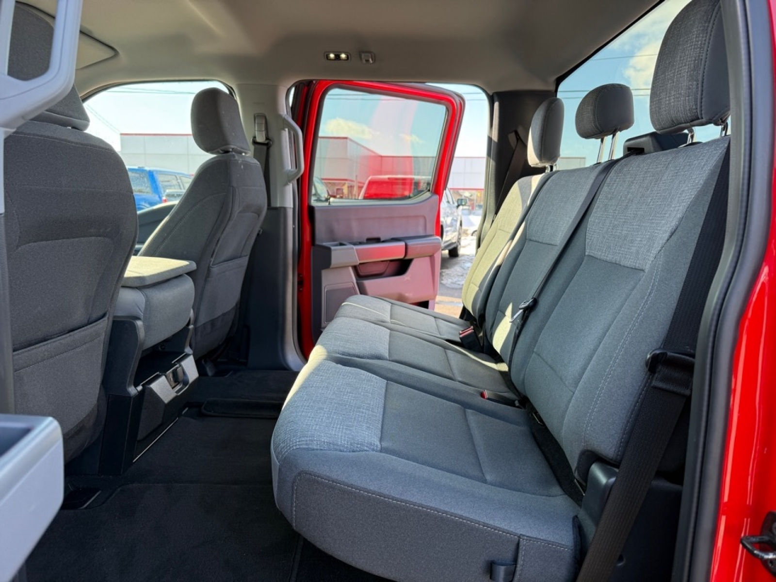 2025 Ford F-350 XLT, 39507, Photo