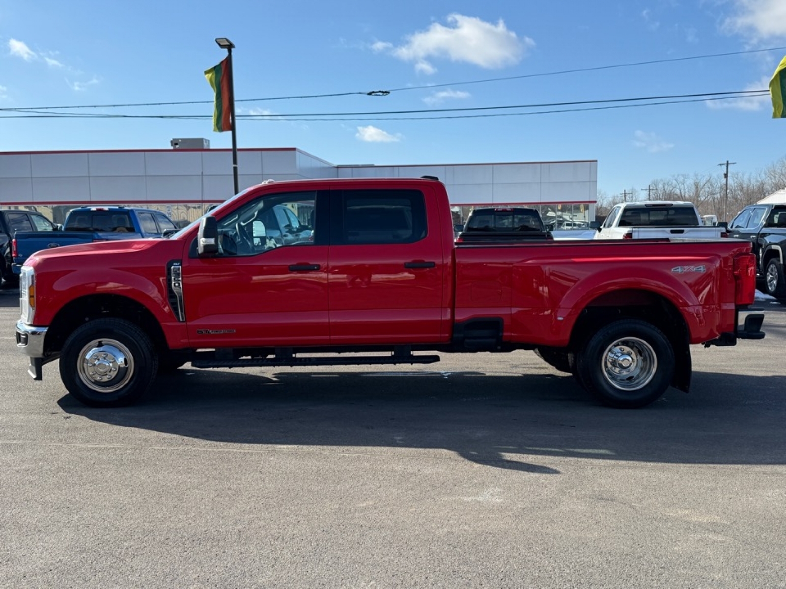 2025 Ford F-350 XLT, 39507, Photo