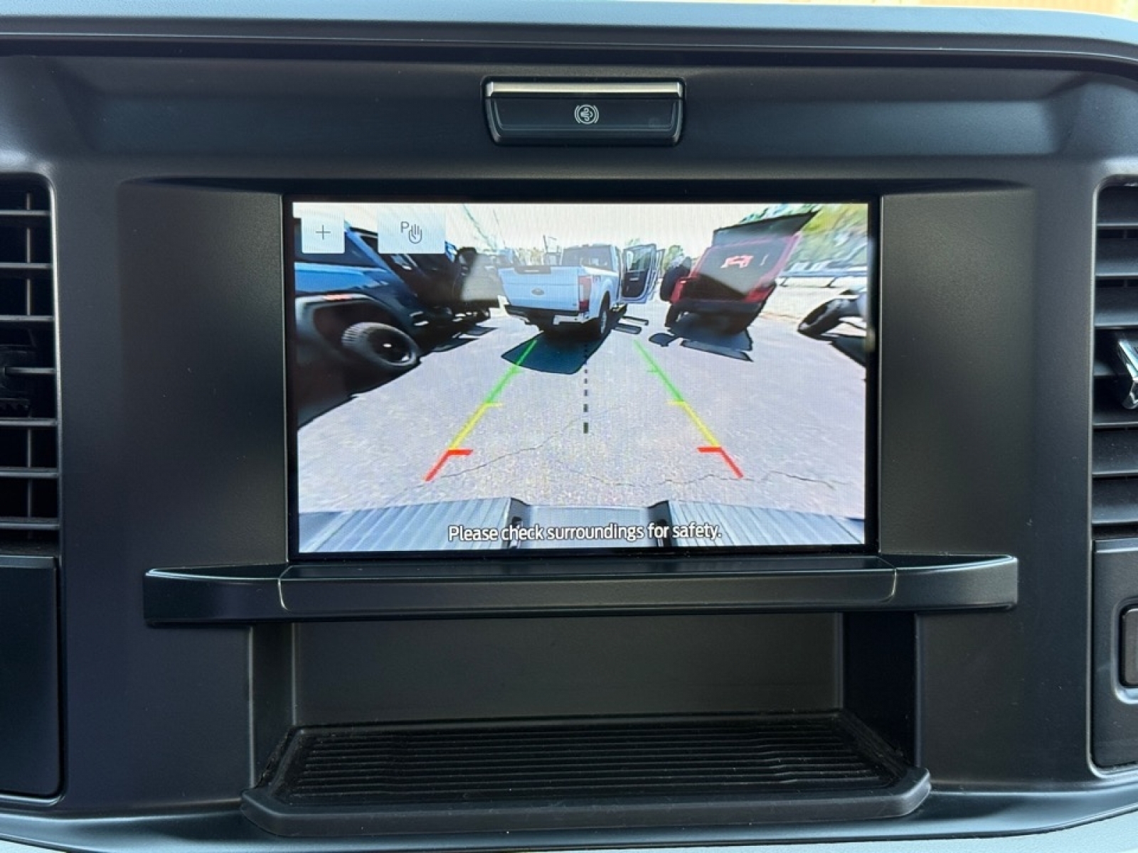 2025 Ford F-350 XLT, 39915, Photo