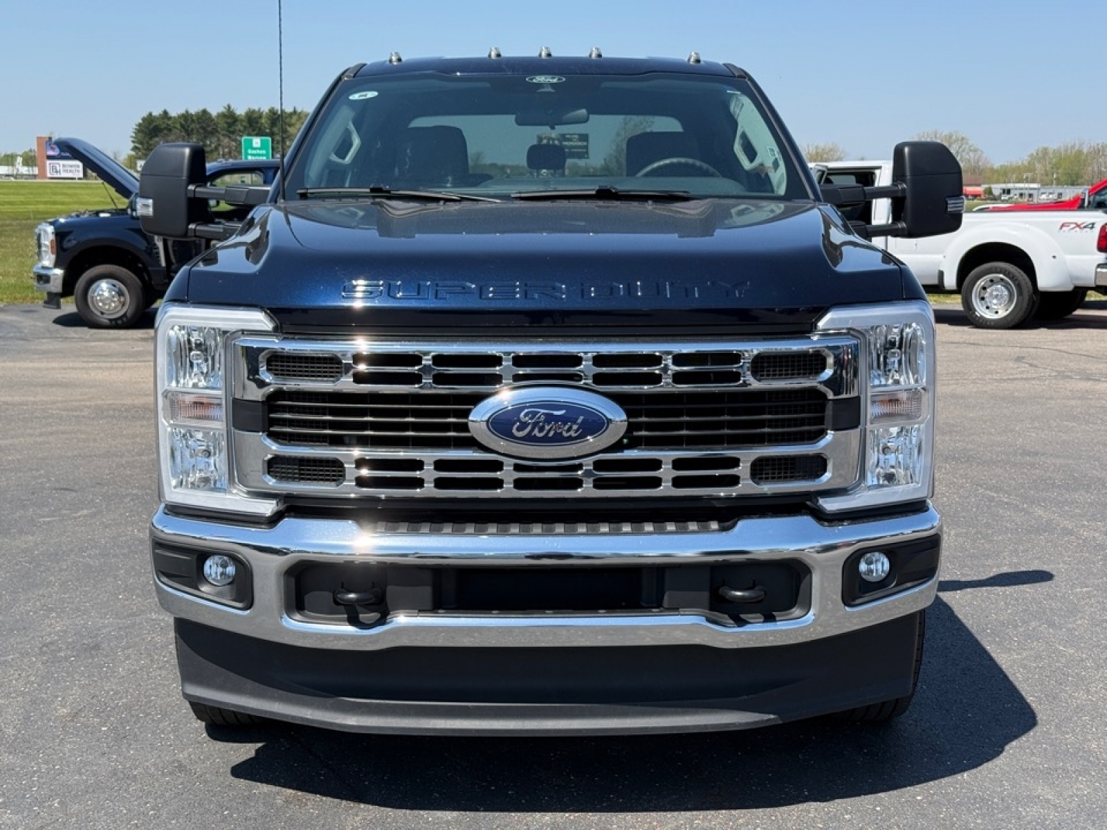 2025 Ford F-350 XLT, 39915, Photo