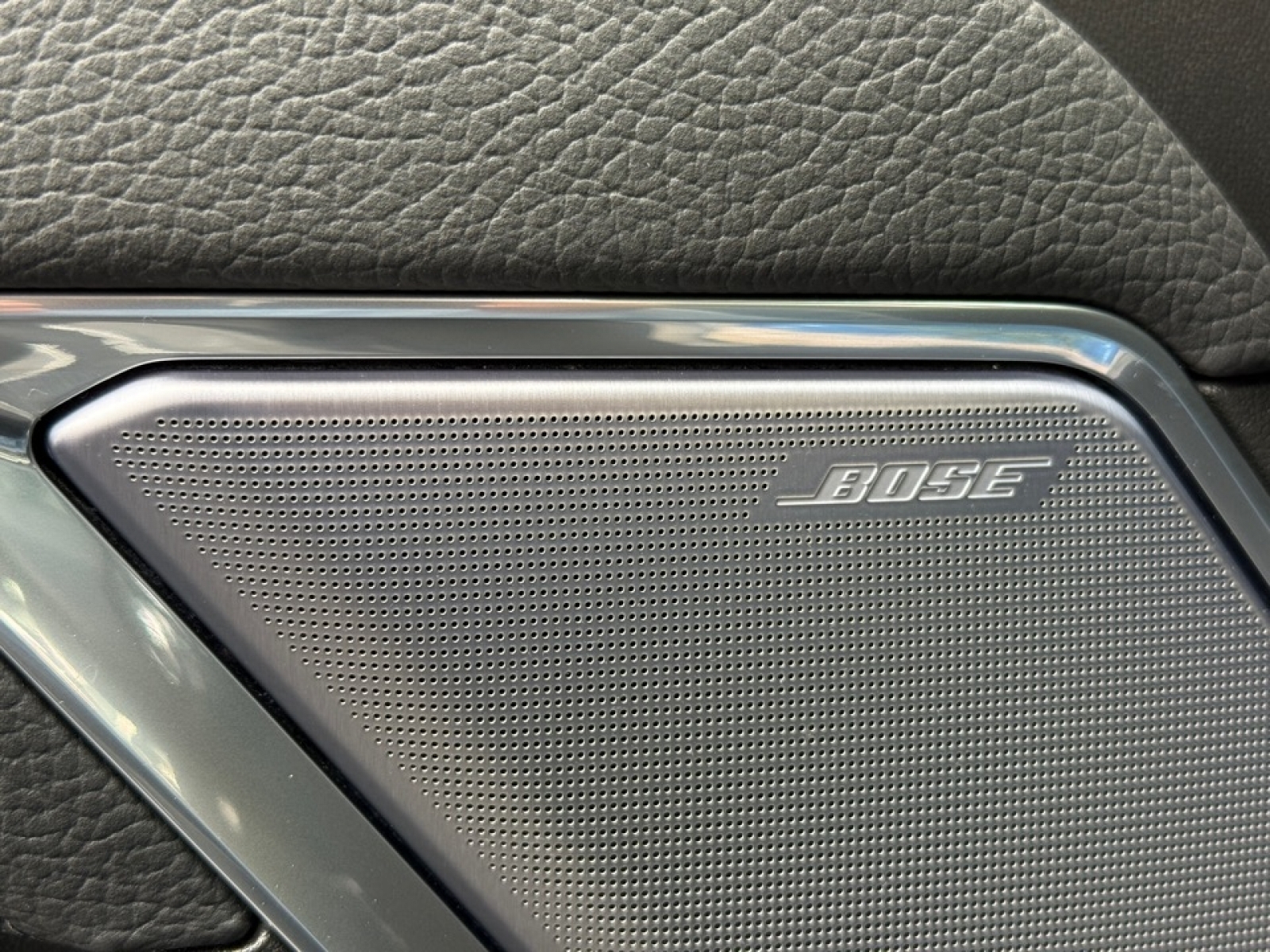 2025 GMC Sierra 2500HD Denali, 39374, Photo