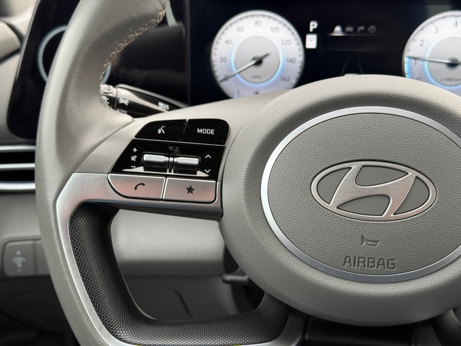 2025 Hyundai Elantra SEL Convenience, 39343, Photo