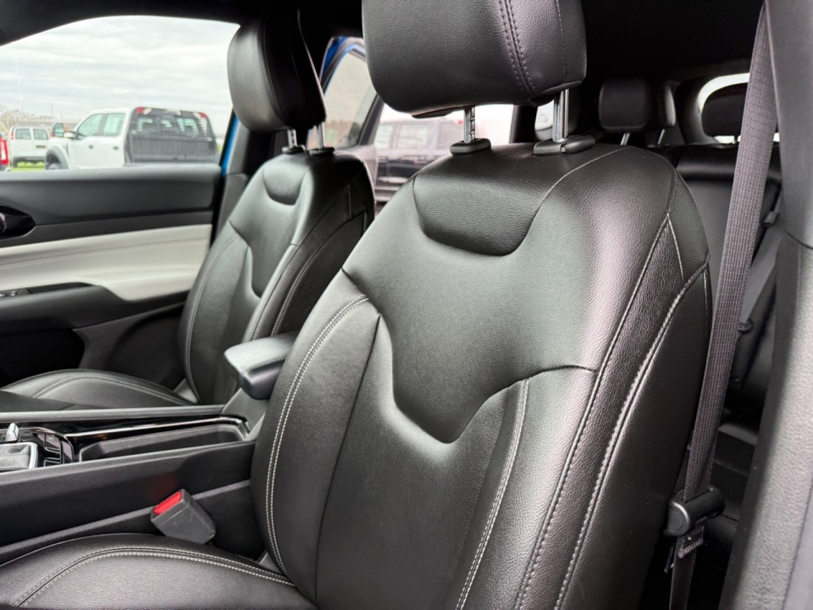 2025 Jeep Compass Limited 4x4, 39694, Photo