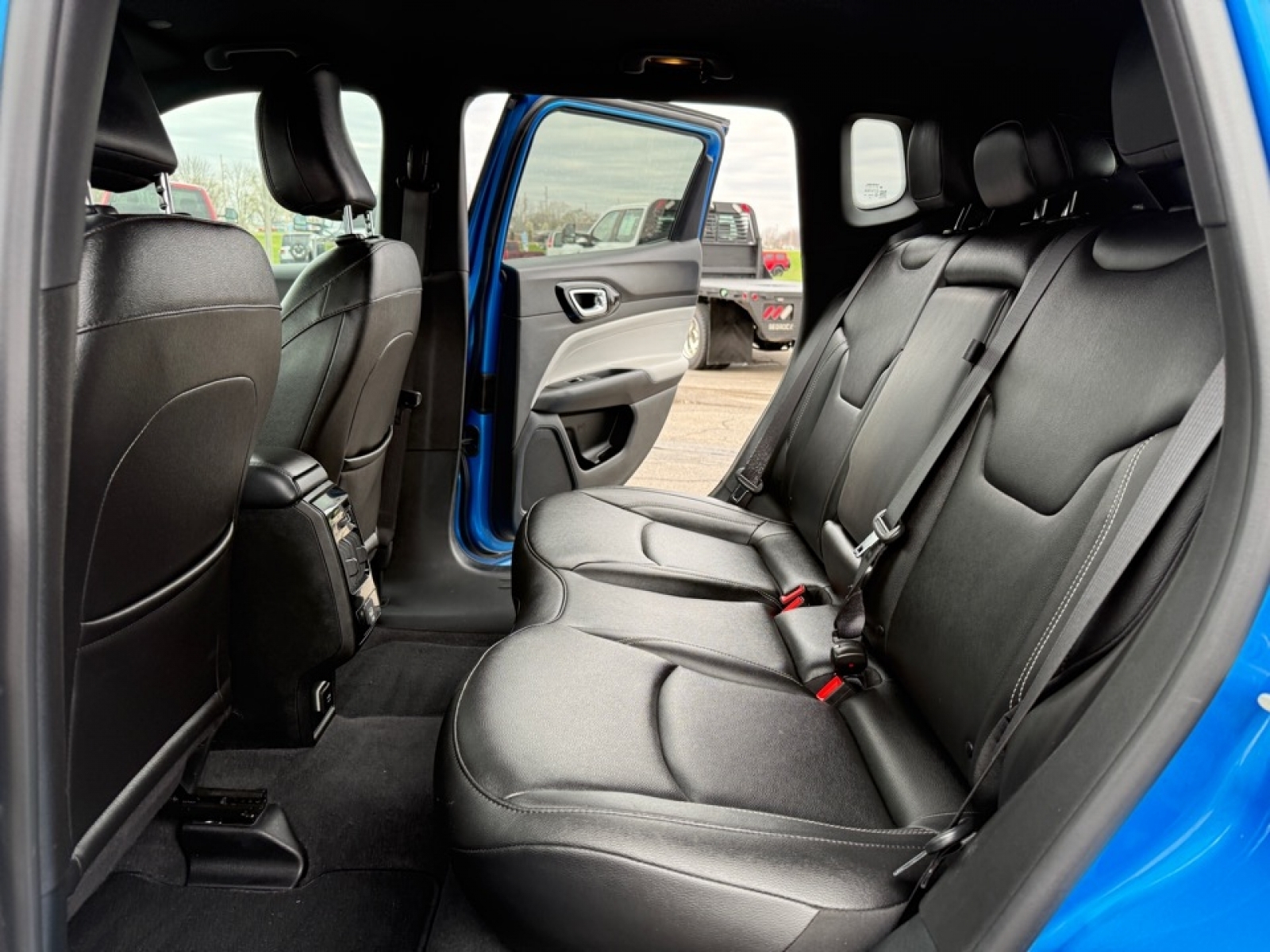 2025 Jeep Compass Limited 4x4, 39694, Photo