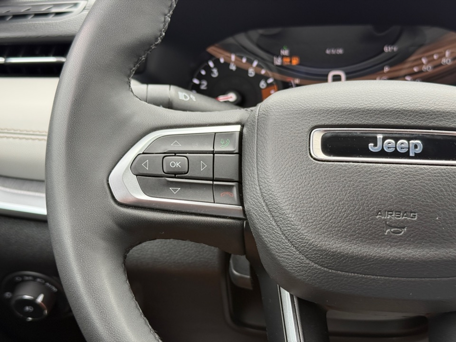 2025 Jeep Compass Limited 4x4, 39694, Photo