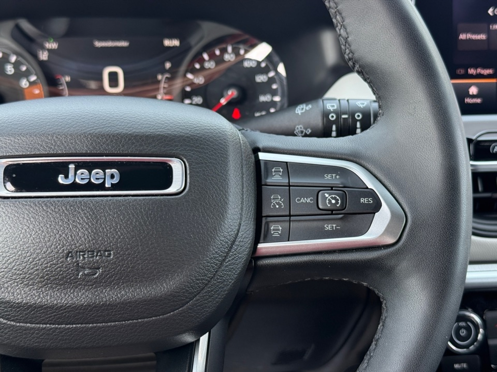 2025 Jeep Compass Limited 4x4, 39797, Photo