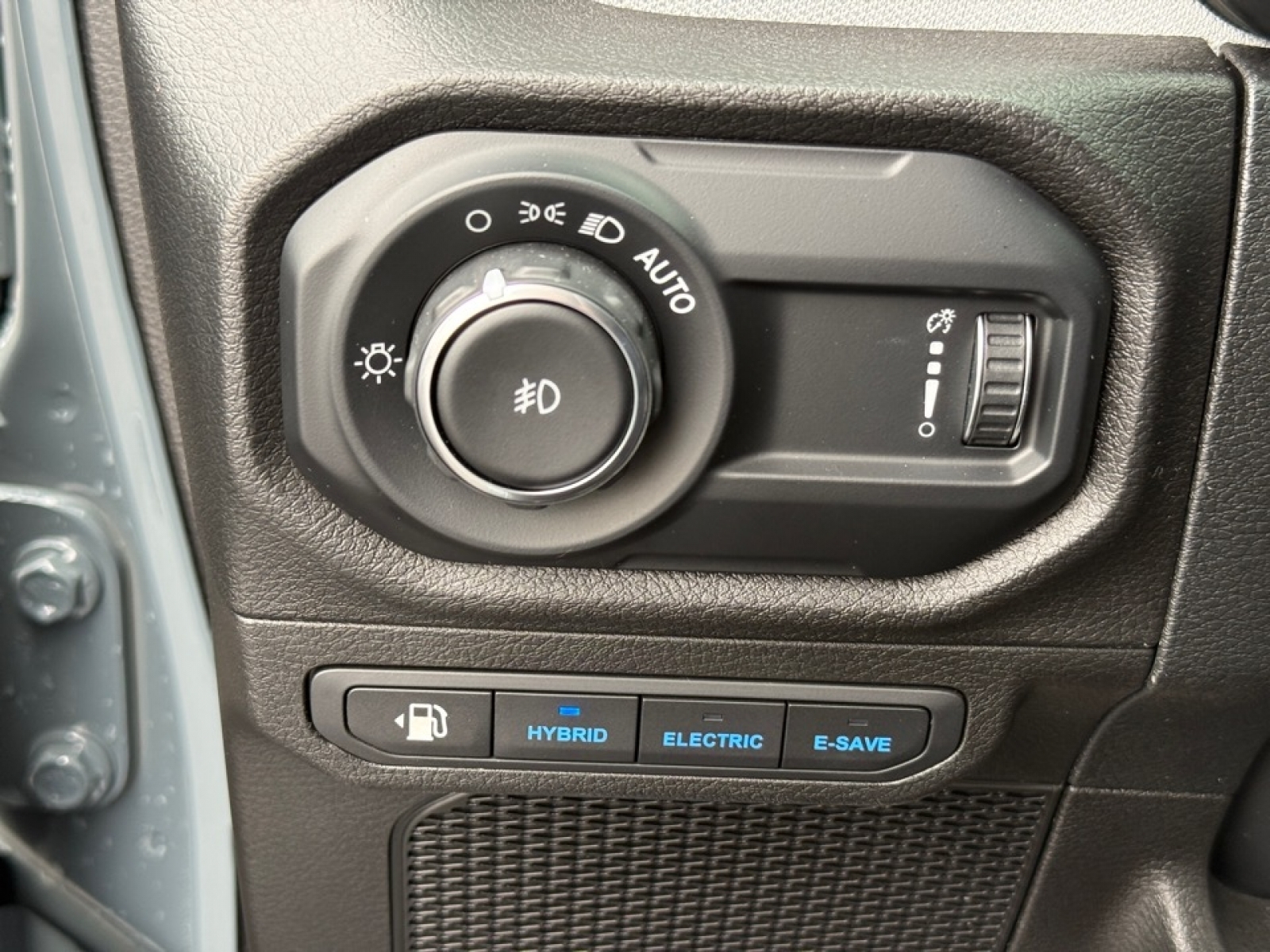 2025 Jeep Wrangler 4xe Willys 4xe, 39585, Photo