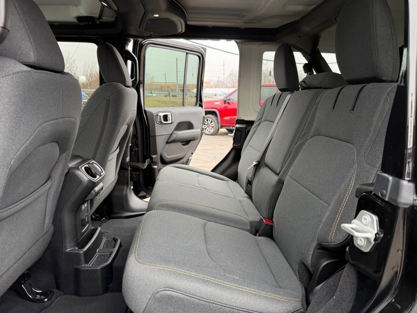 2025 Jeep Wrangler 4xe Sahara 4xe, 39586, Photo