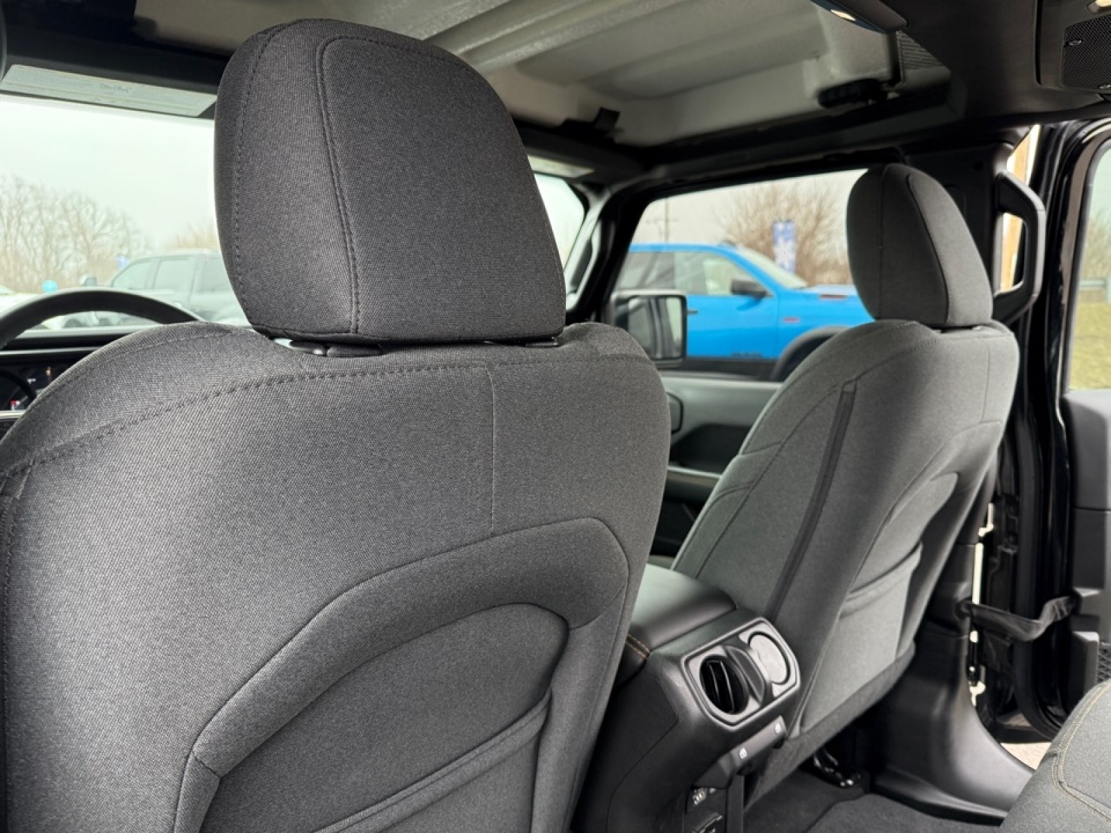 2025 Jeep Wrangler 4xe Sahara 4xe, 39586, Photo