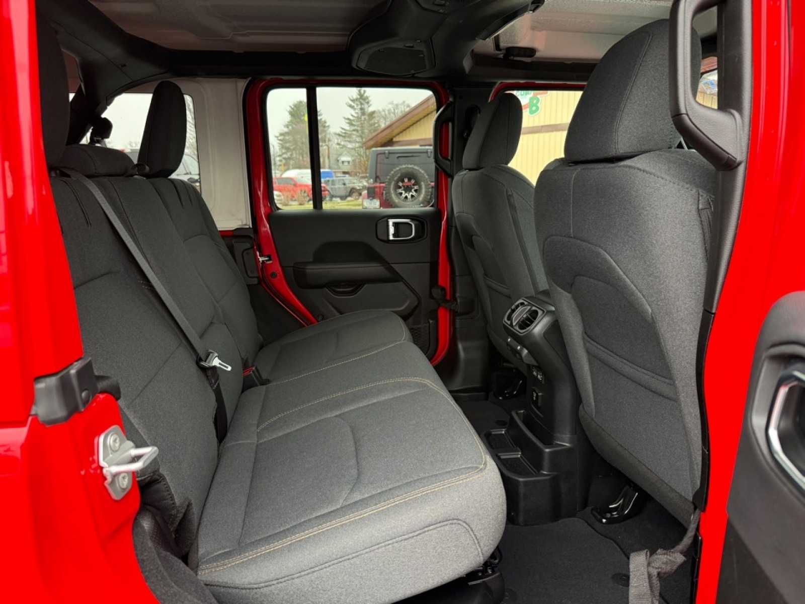 2025 Jeep Wrangler 4xe Sahara 4xe, 39588, Photo