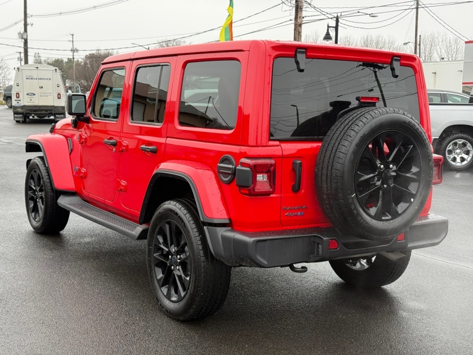 2025 Jeep Wrangler 4xe Sahara 4xe, 39588, Photo