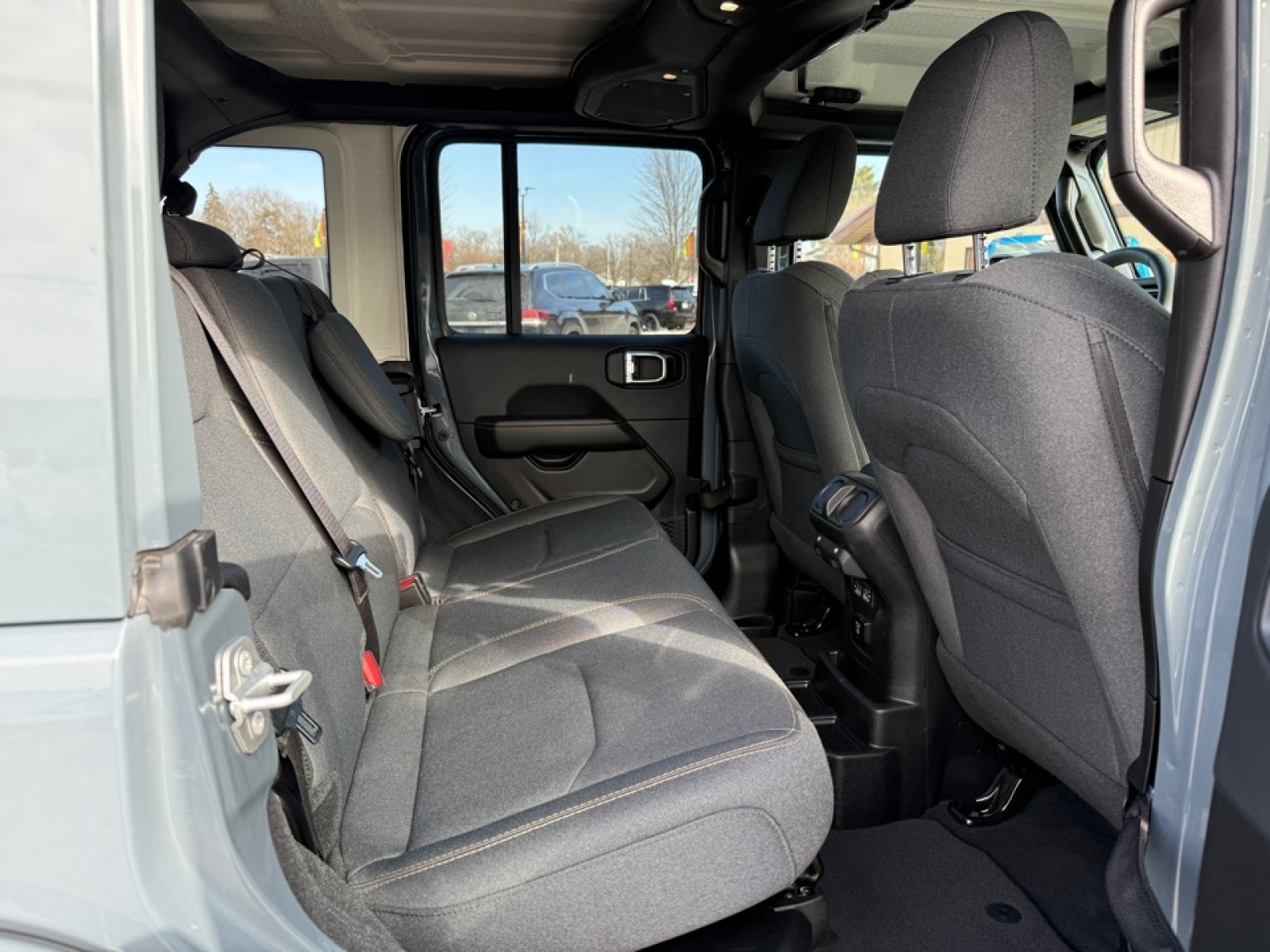 2025 Jeep Wrangler 4xe Sahara 4xe, 39589, Photo