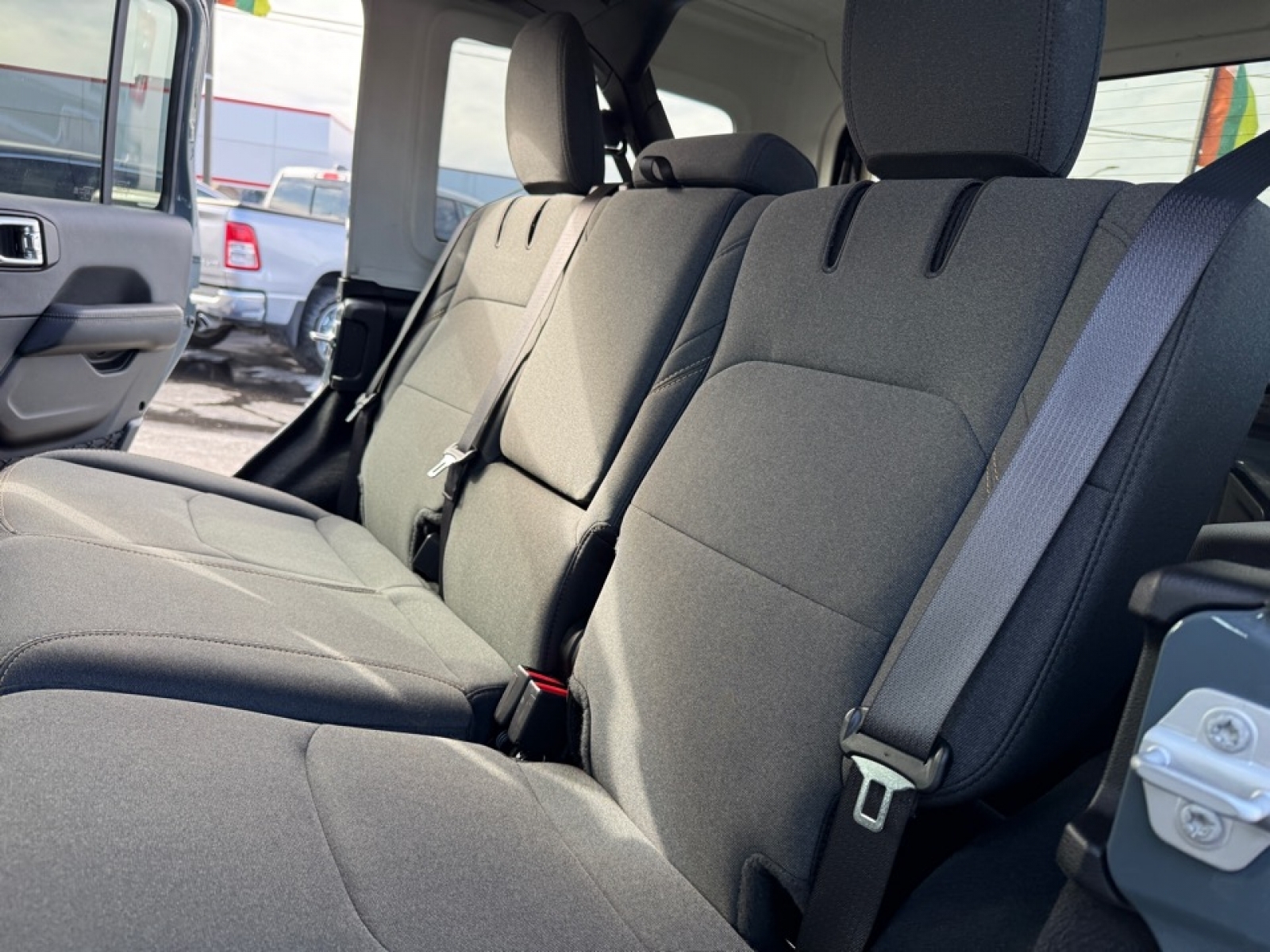 2025 Jeep Wrangler 4xe Sahara 4xe, 39589, Photo