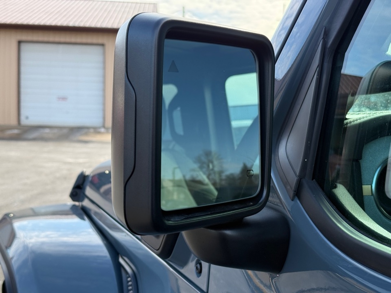 2025 Jeep Wrangler 4xe Sahara 4xe, 39589, Photo