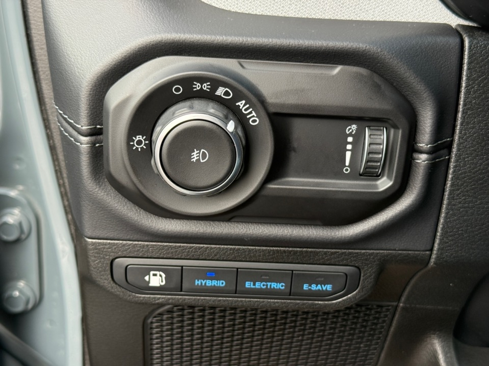 2025 Jeep Wrangler 4xe Sahara 4xe, 39589, Photo