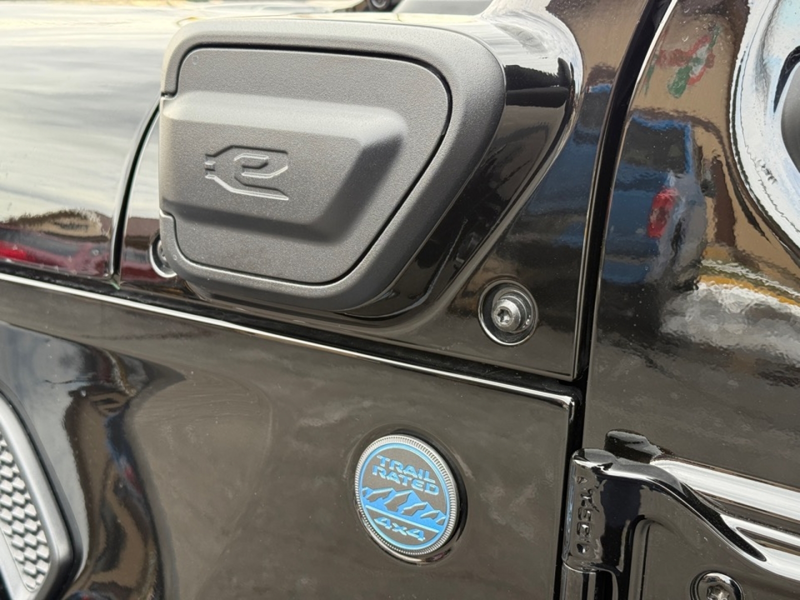 2025 Jeep Wrangler 4xe Sahara 4xe, 39590, Photo