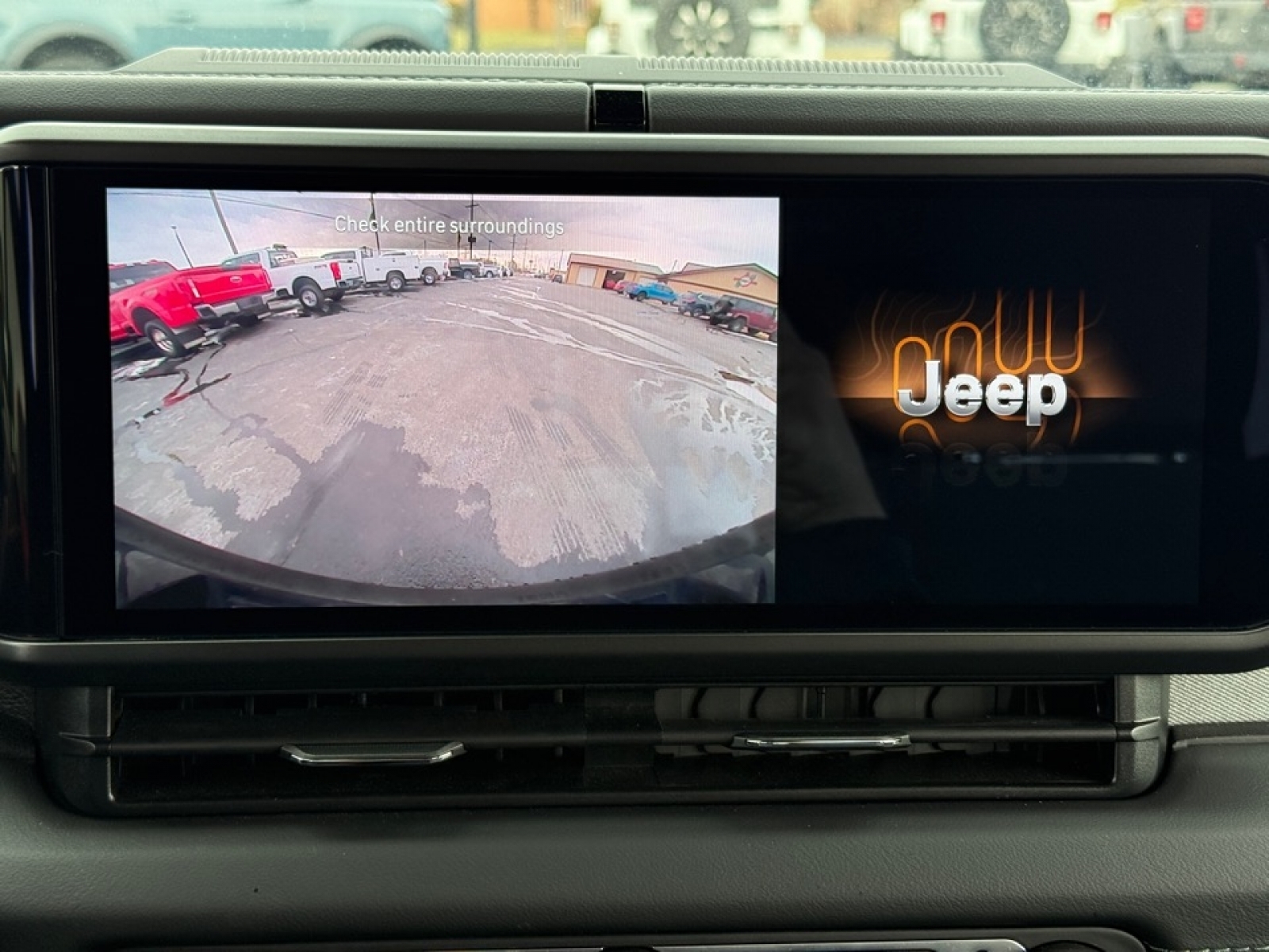 2025 Jeep Wrangler 4xe Sahara 4xe, 39590, Photo