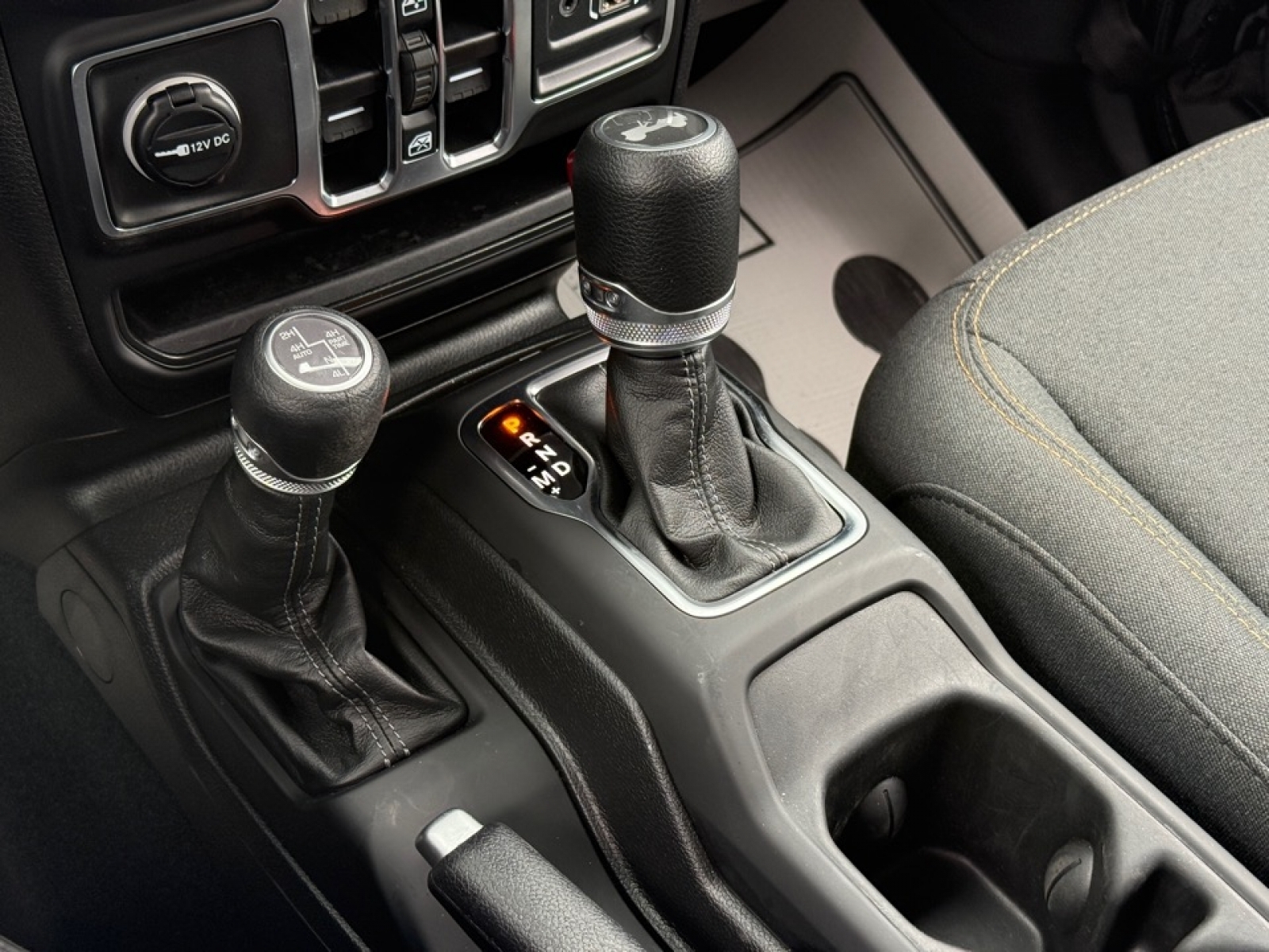 2025 Jeep Wrangler 4xe Sahara 4xe, 39590, Photo