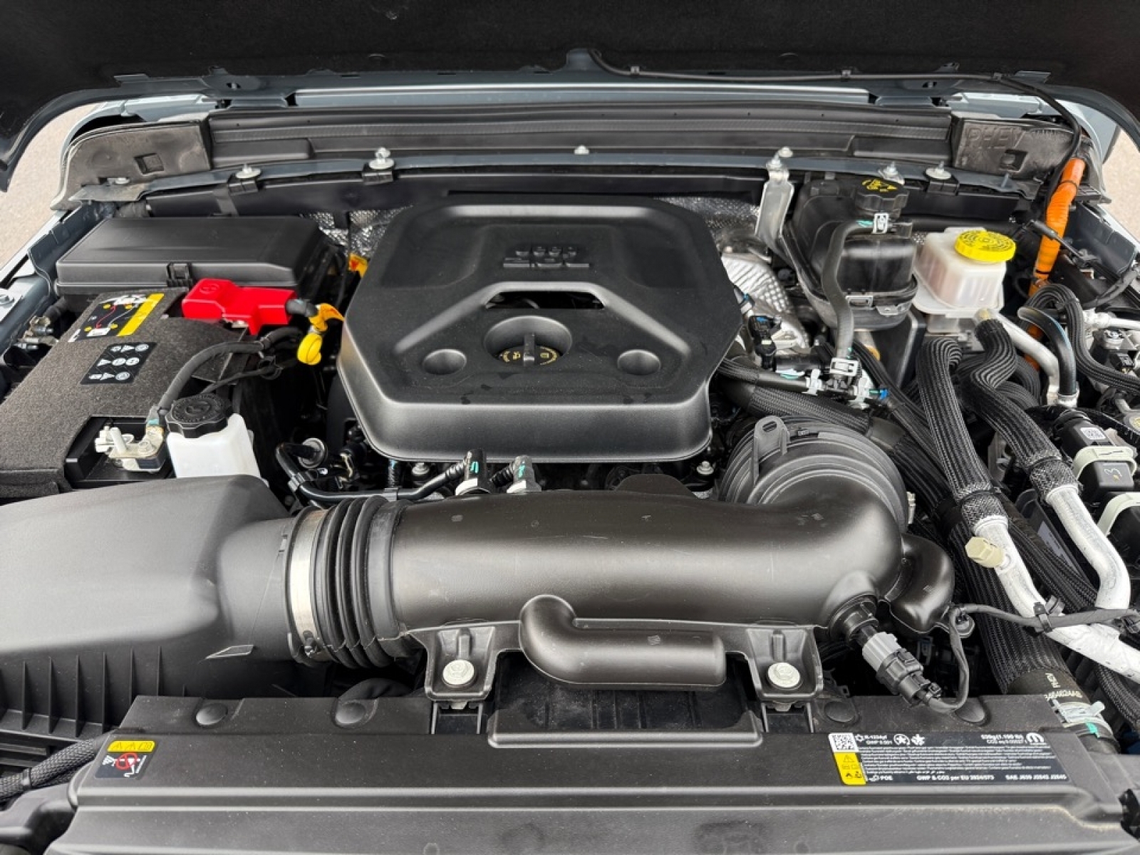 2025 Jeep Wrangler 4xe Sahara 4xe, 39591, Photo