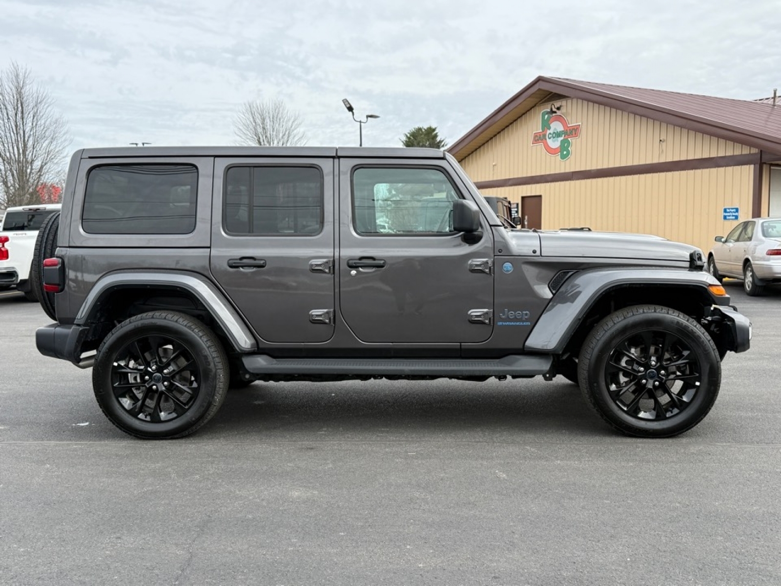 2025 Jeep Wrangler 4xe Sahara 4xe, 39690, Photo