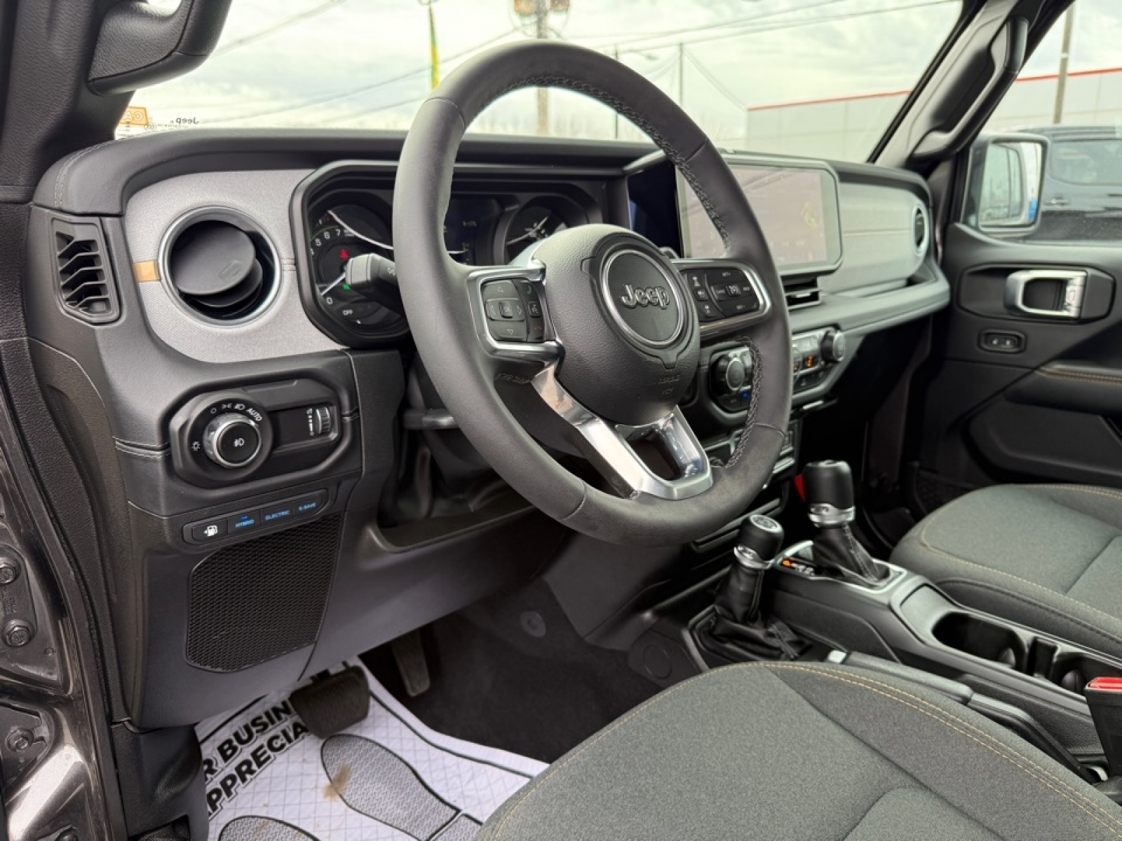 2025 Jeep Wrangler 4xe Sahara 4xe, 39690, Photo