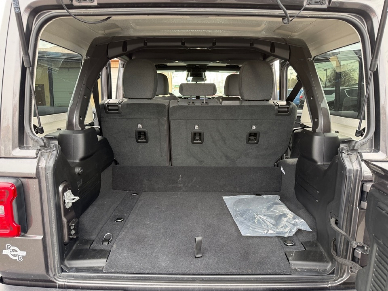 2025 Jeep Wrangler 4xe Sahara 4xe, 39690, Photo