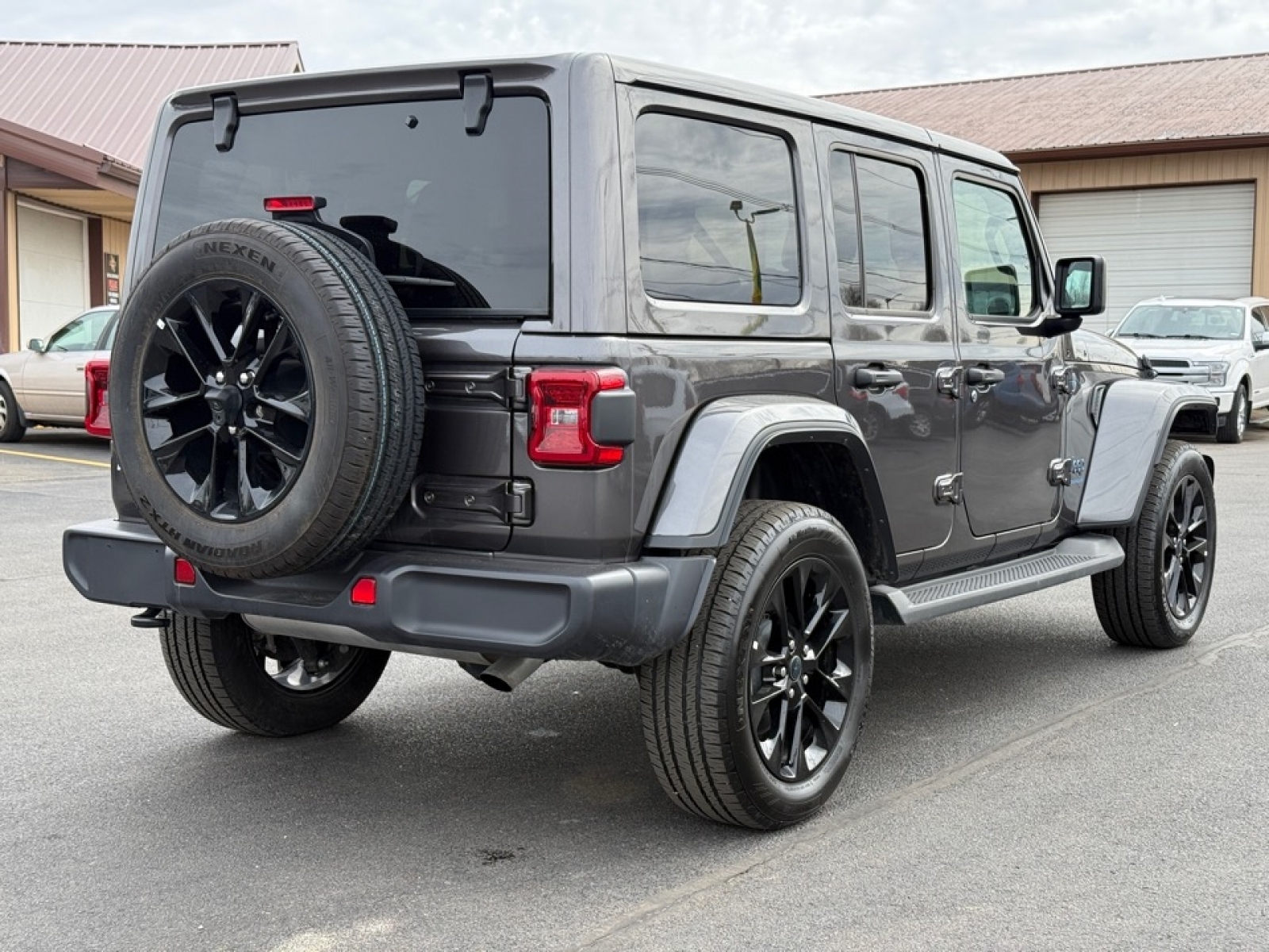 2025 Jeep Wrangler 4xe Sahara 4xe, 39690, Photo