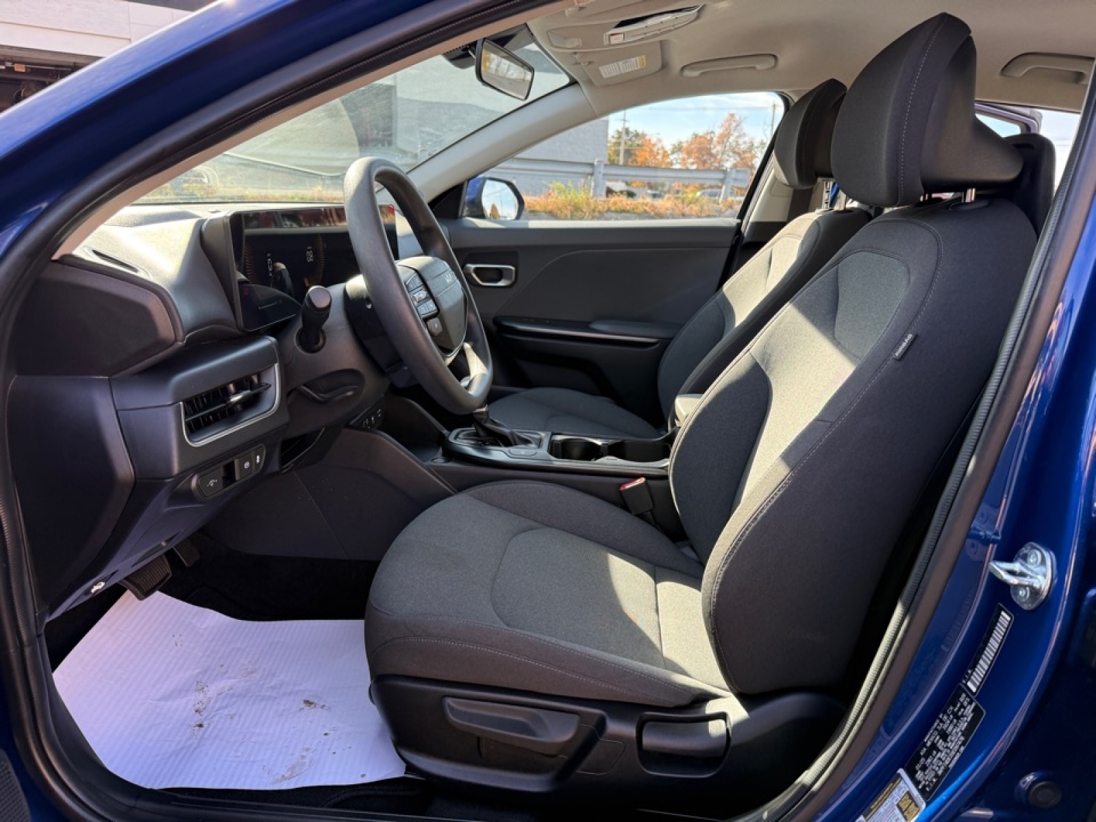 2025 Kia K4 LXS, 39177, Photo