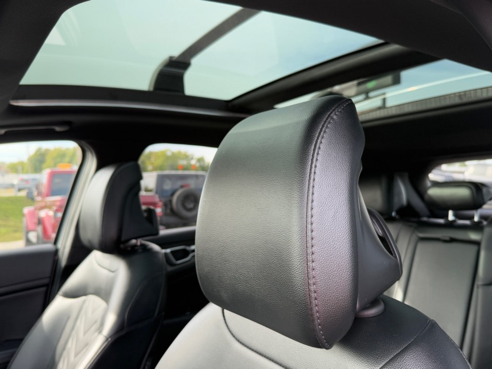 2025 Kia Sportage X-Line, 39002, Photo