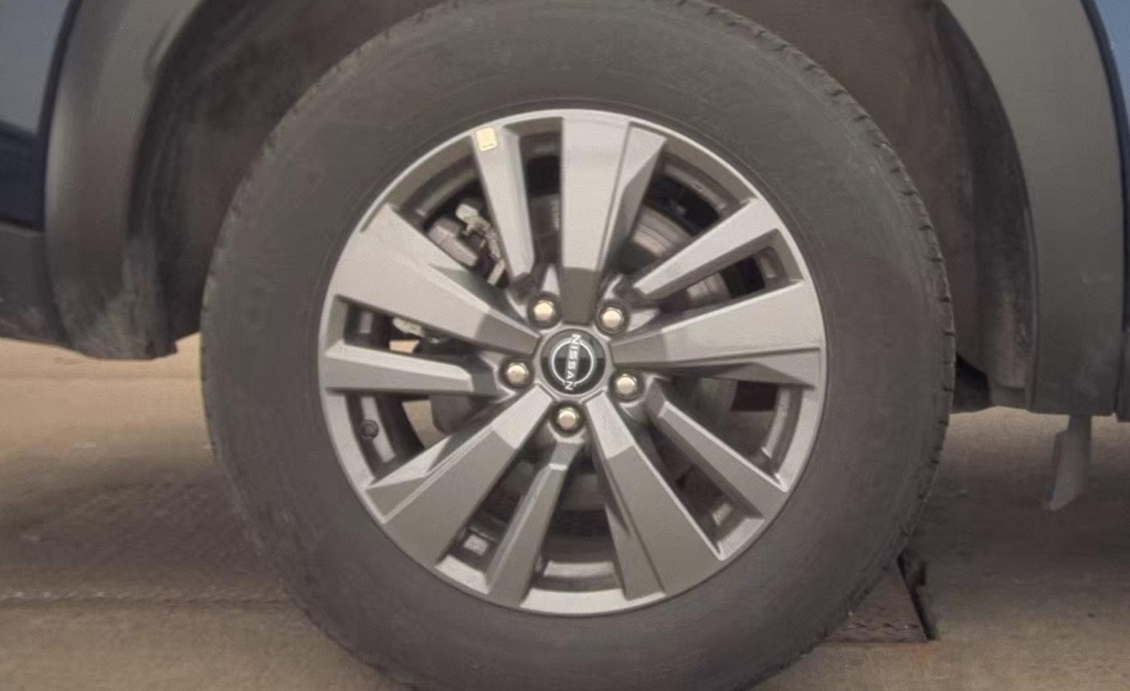 2025 Nissan Pathfinder SV FWD, 39831, Photo