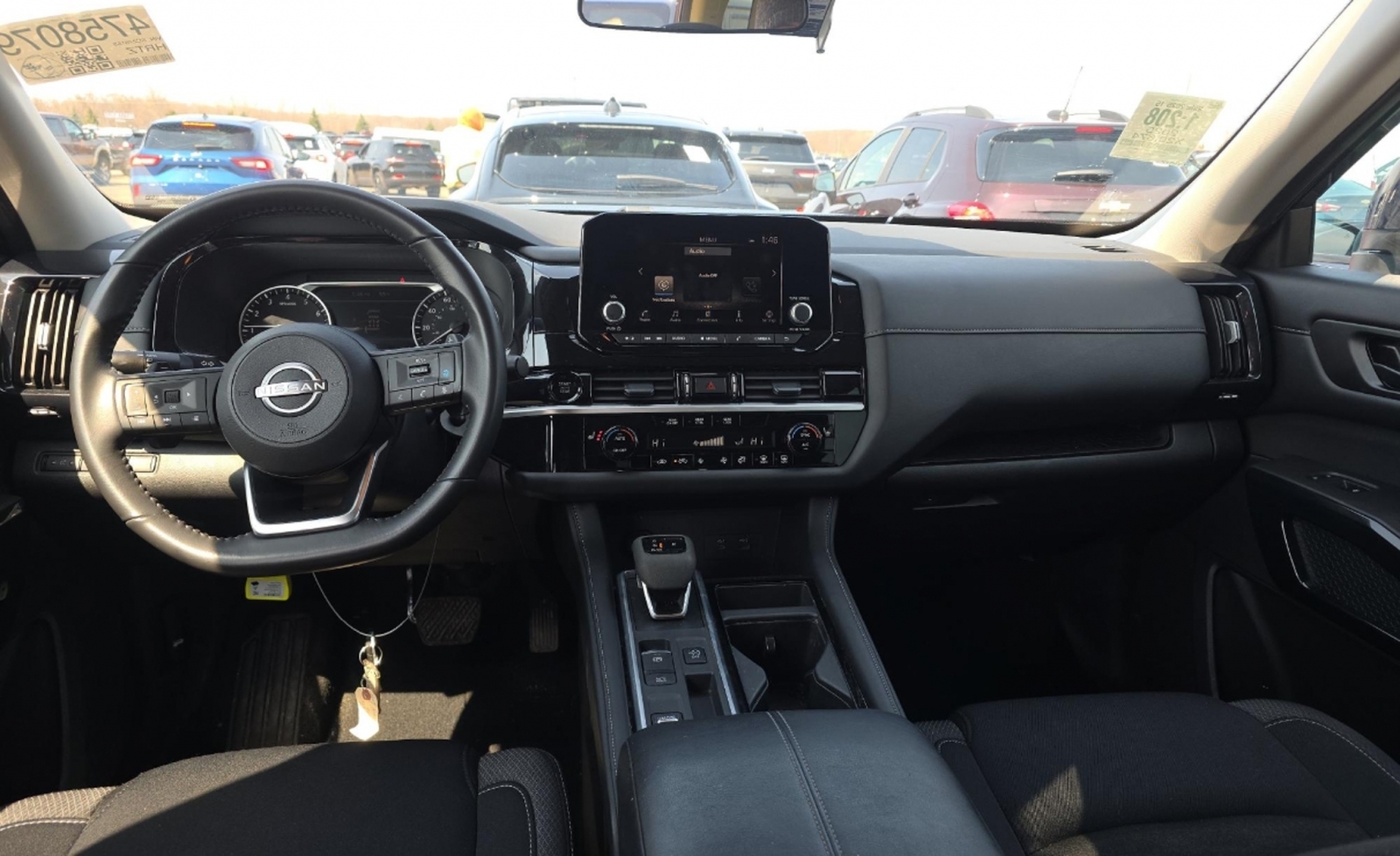 2025 Nissan Pathfinder SV FWD, 39831, Photo