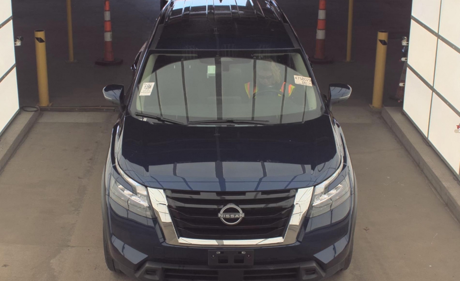 2025 Nissan Pathfinder SV FWD, 39831, Photo