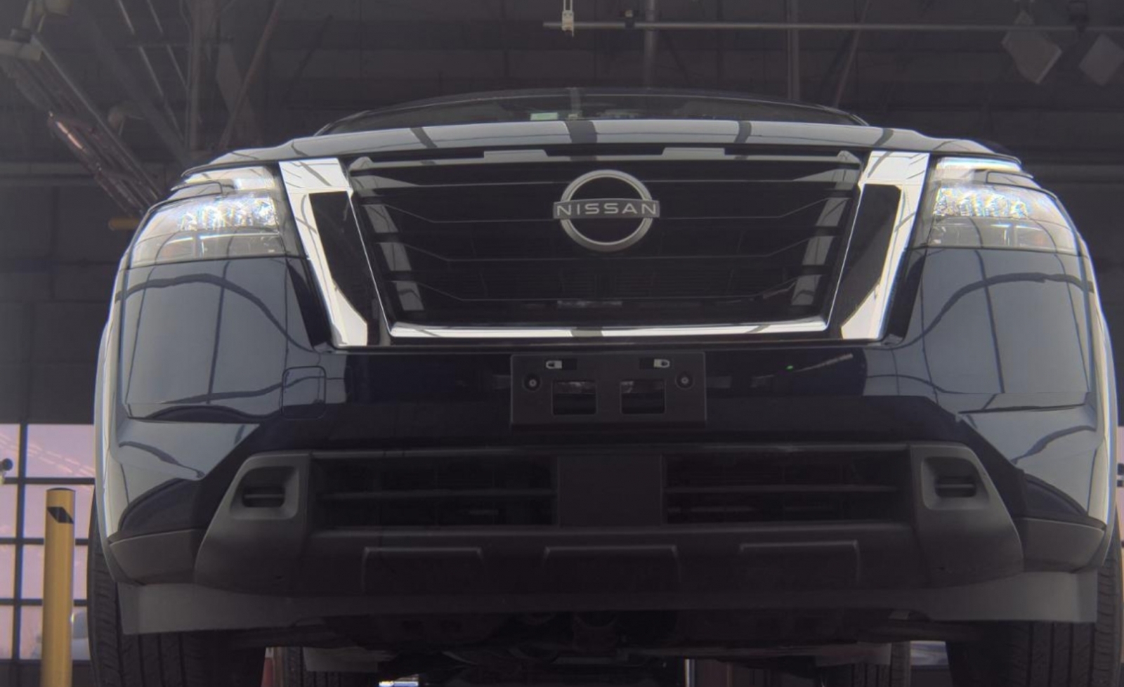 2025 Nissan Pathfinder SV FWD, 39831, Photo