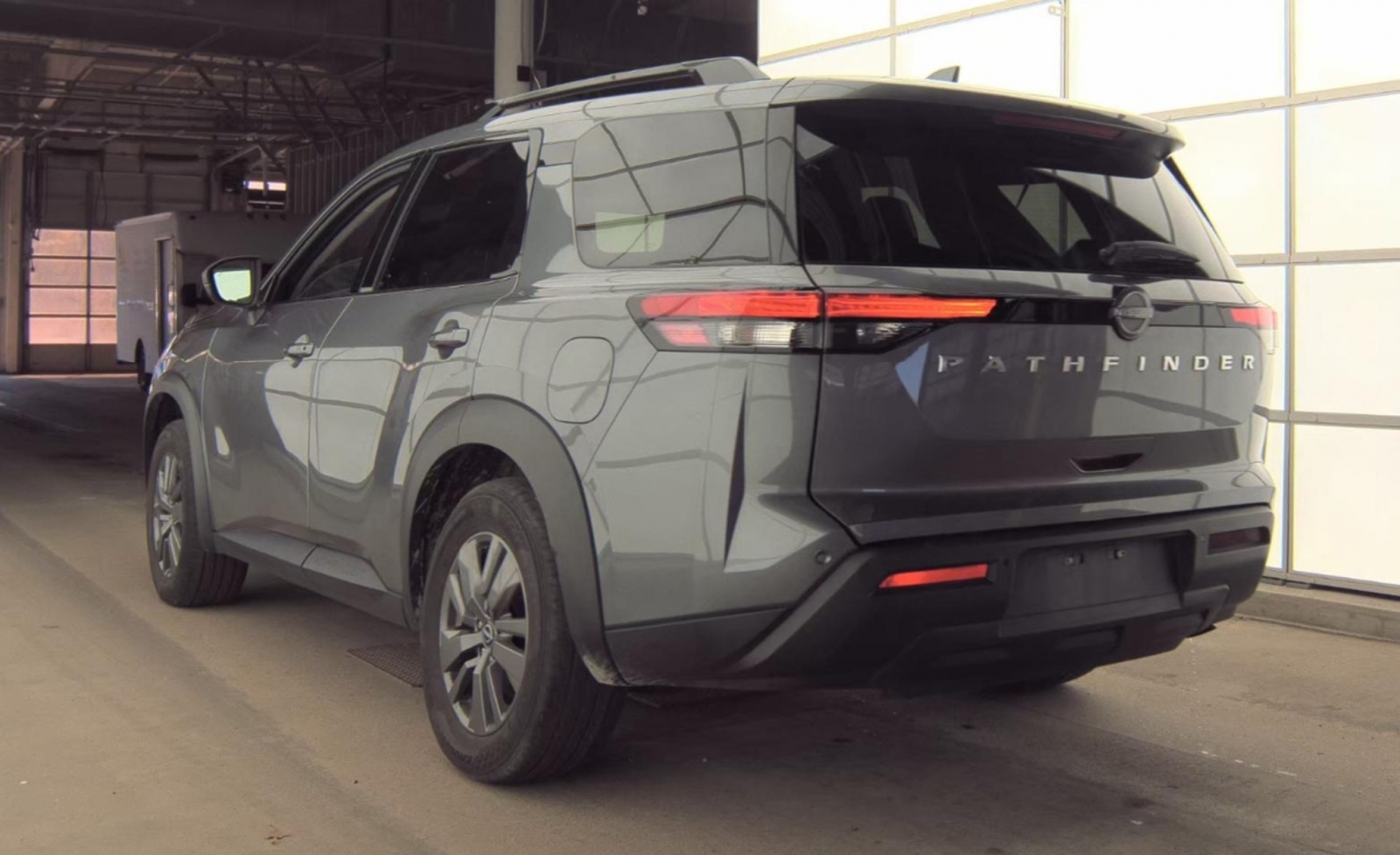 2025 Nissan Pathfinder SV FWD, 39838, Photo