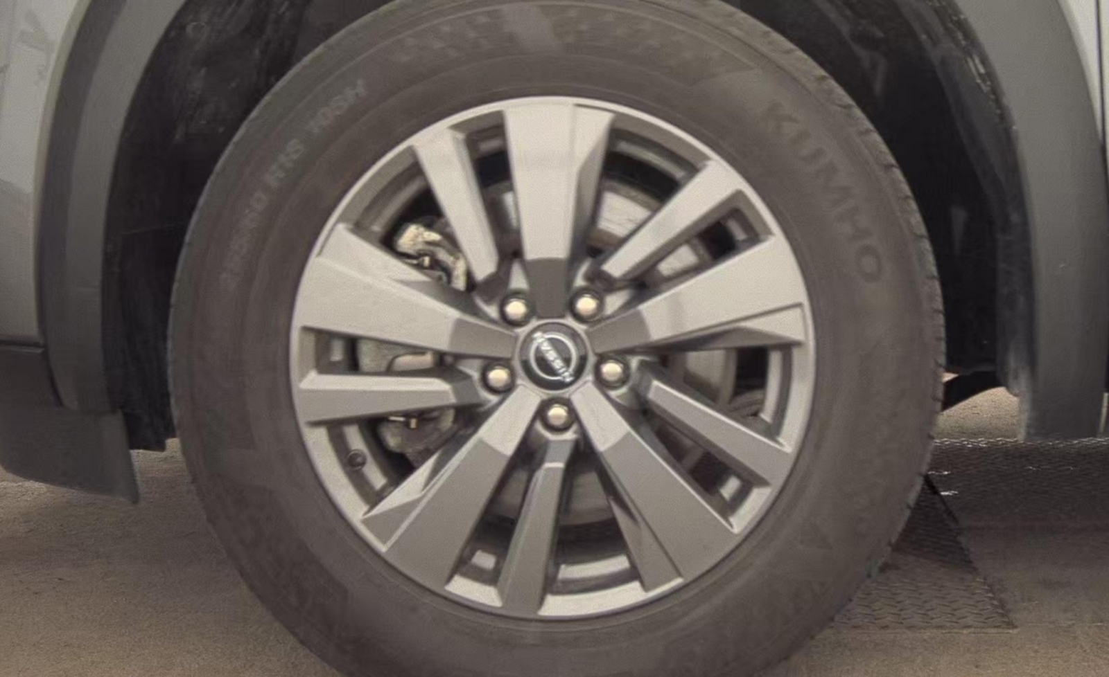 2025 Nissan Pathfinder SV FWD, 39838, Photo