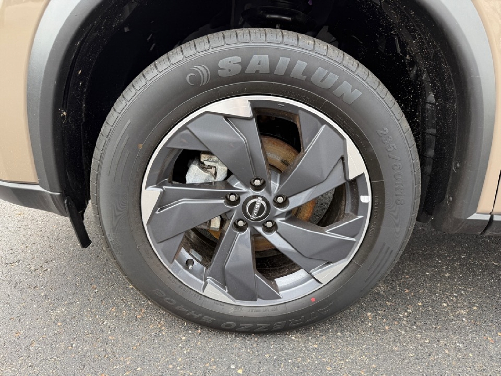 2025 Nissan Rogue SV FWD, 39693, Photo