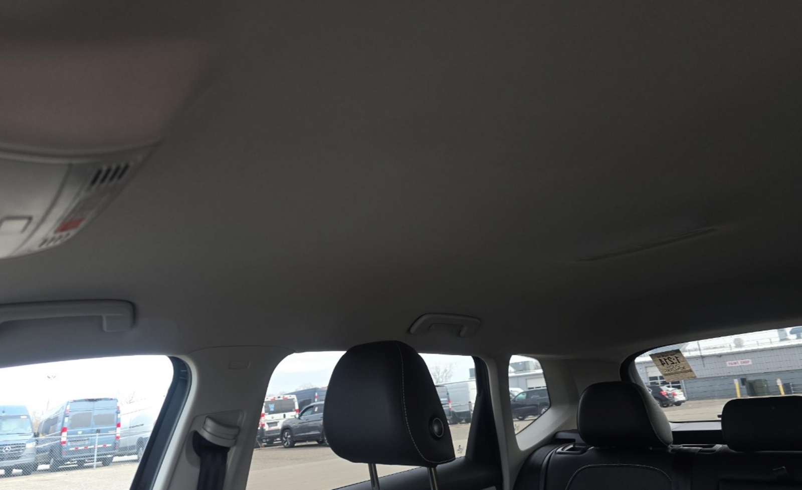 2025 Volkswagen Taos 1.5T SE, 39830, Photo