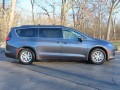 2020 Chrysler Voyager LXI, KP2515, Photo 3