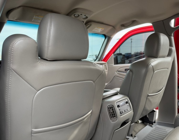 2005 GMC Sierra 2500HD 38630A