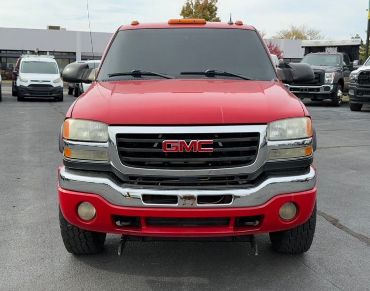 2005 GMC Sierra 2500HD 38630A