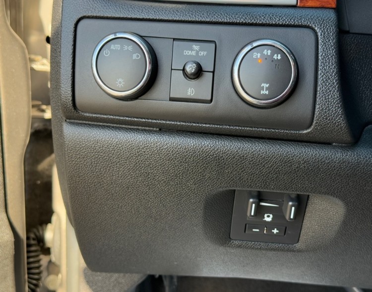 2011 Chevrolet Silverado 2500HD 38895