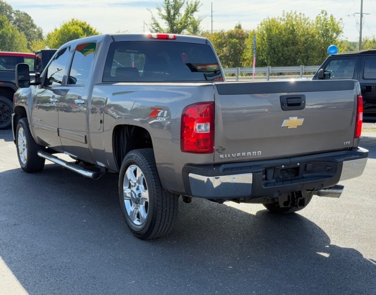 2011 Chevrolet Silverado 2500HD 38895