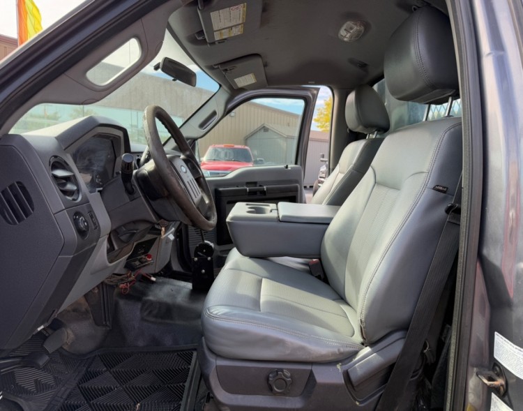2014 Ford F-550 Chassis
