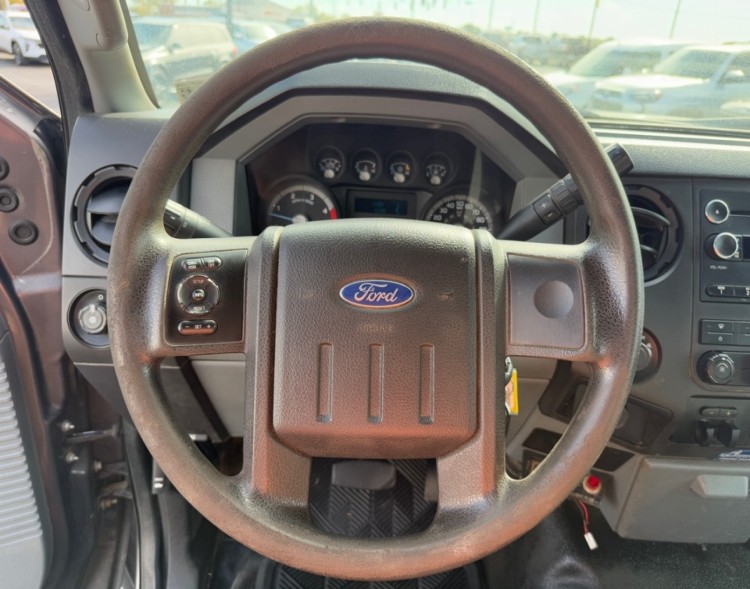 2014 Ford F-550 Chassis