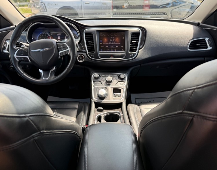 2015 Chrysler 200