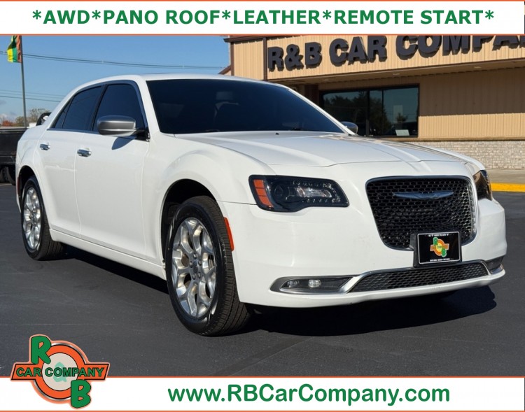 2017 Chrysler 300 C Platinum's photo