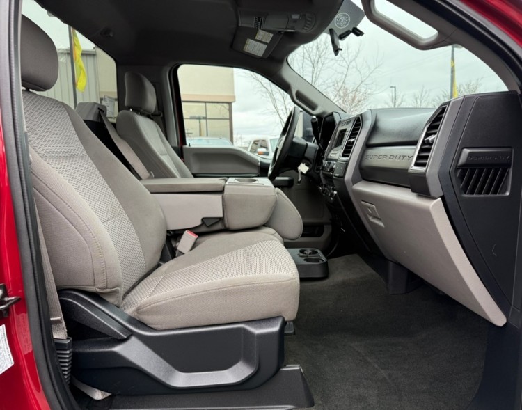 2017 Ford F-550 Chassis