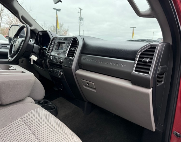 2017 Ford F-550 Chassis